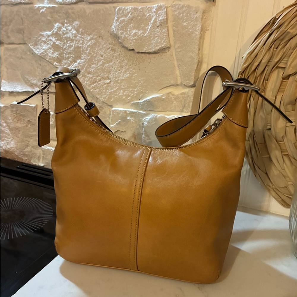 Coach Camel Tan Leather Shoulder Bag with Silver Hardware